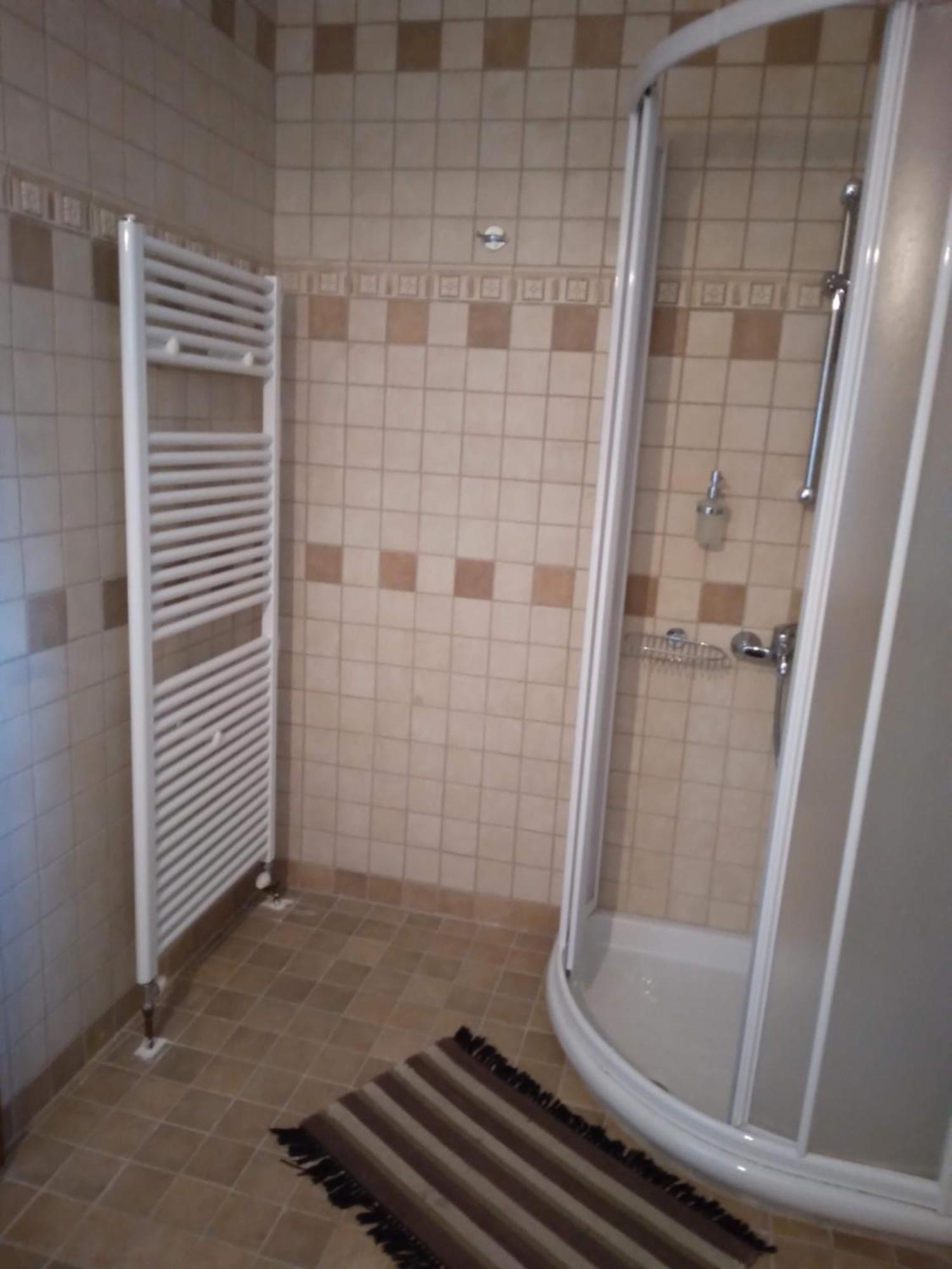 Xenios Petritis Apartment Levadeia Bagian luar foto